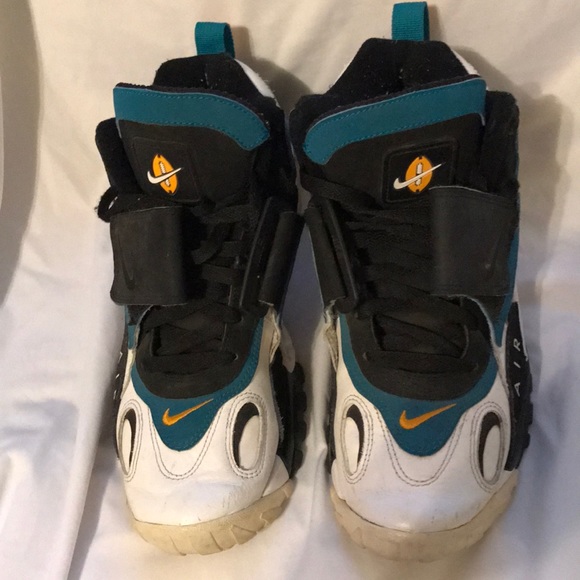 Nike Air Max Speed Turf 9 - Picture 2 of 5